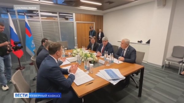 Глава Кабардино-Балкарии обсудил с руководителем Росавтодора развитие дорожной сети в республике