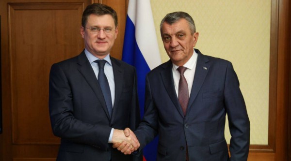 Глава Северной Осетии провел рабочую встречу с зампредом правительства России