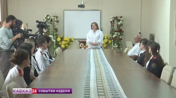 Три экзамена на 300 баллов сдала выпускница из Дагестана